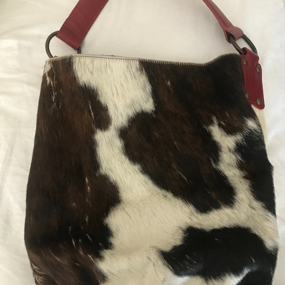 Maurizio Taiuti Leather Cow Hide Handbag; Bucket Bag; Large